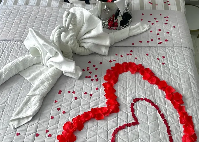 בית אירוח Marilyn Monroe *